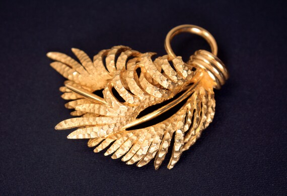 Kramer of New York Brooch Pin Leaf Gold Plated Te… - image 2