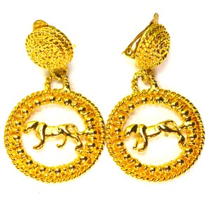 Vintage 1980s Lion Hoop Clip On Earrings: Gold Tone Statement Jewelry