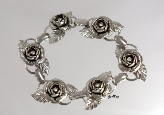 Statement Vintage Demi Parure Flower Link Bracele… - image 9