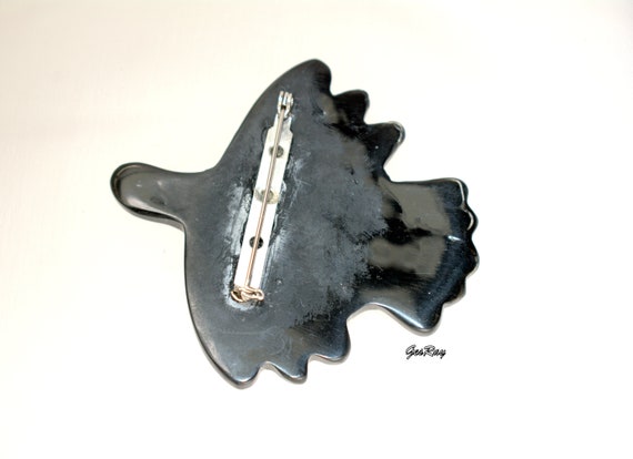 Abstract Tribal Animal Brooch Pin Totem Abalone S… - image 4