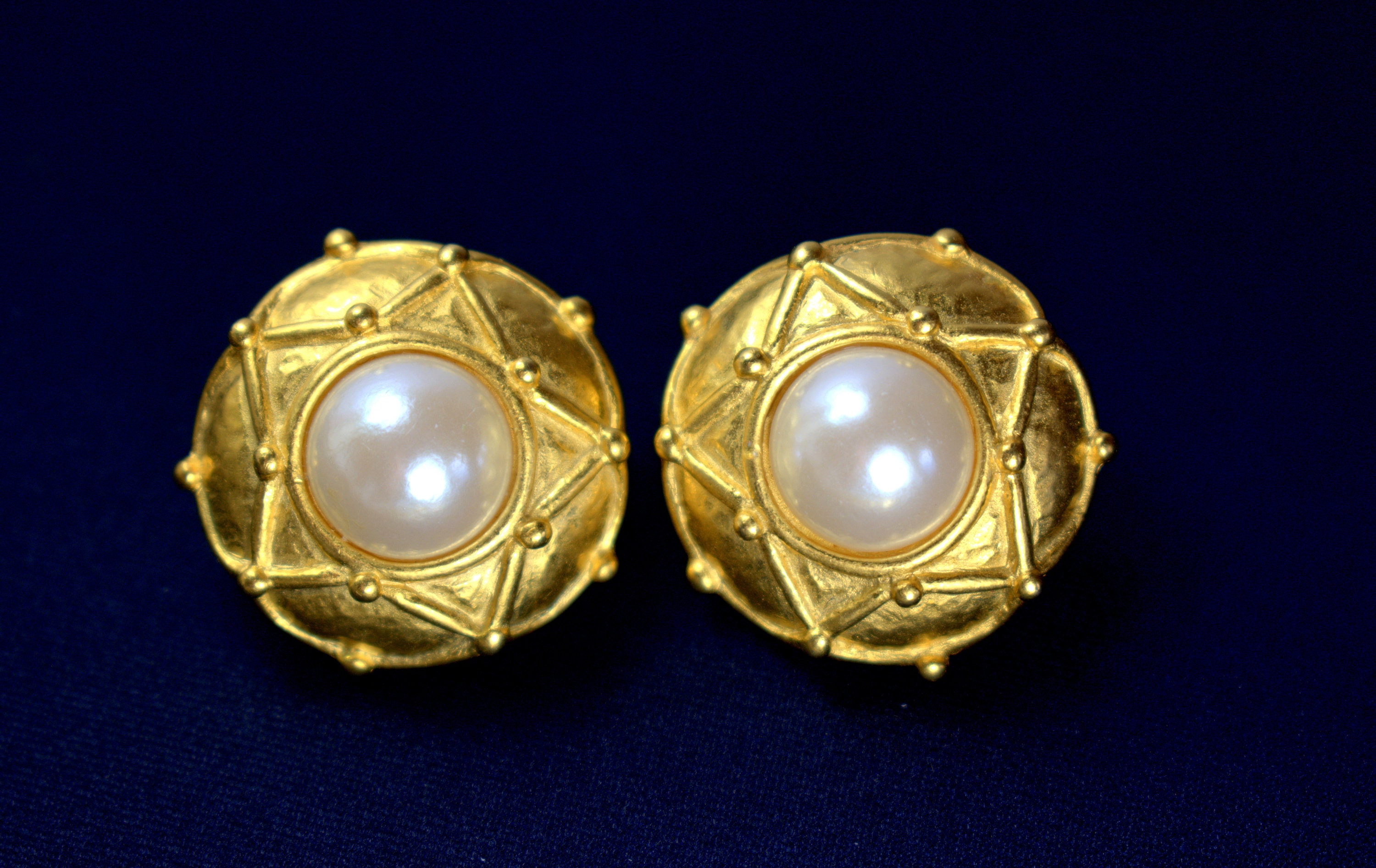 Authentic Vintage Givenchy Button Clip-on Earrings Gold