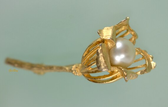 3D Flower Pin Brooch Signed BSK Gold Pearl - image 6