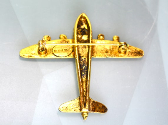 thumbnail image 2 of Souvenir Model Air Force Helicopter Aeroplane Aircraft Warplane Fighter Plane Airplane Enamel Lapel Pin Brooch Badge Custom Plane Enamel Pin 2 of 9