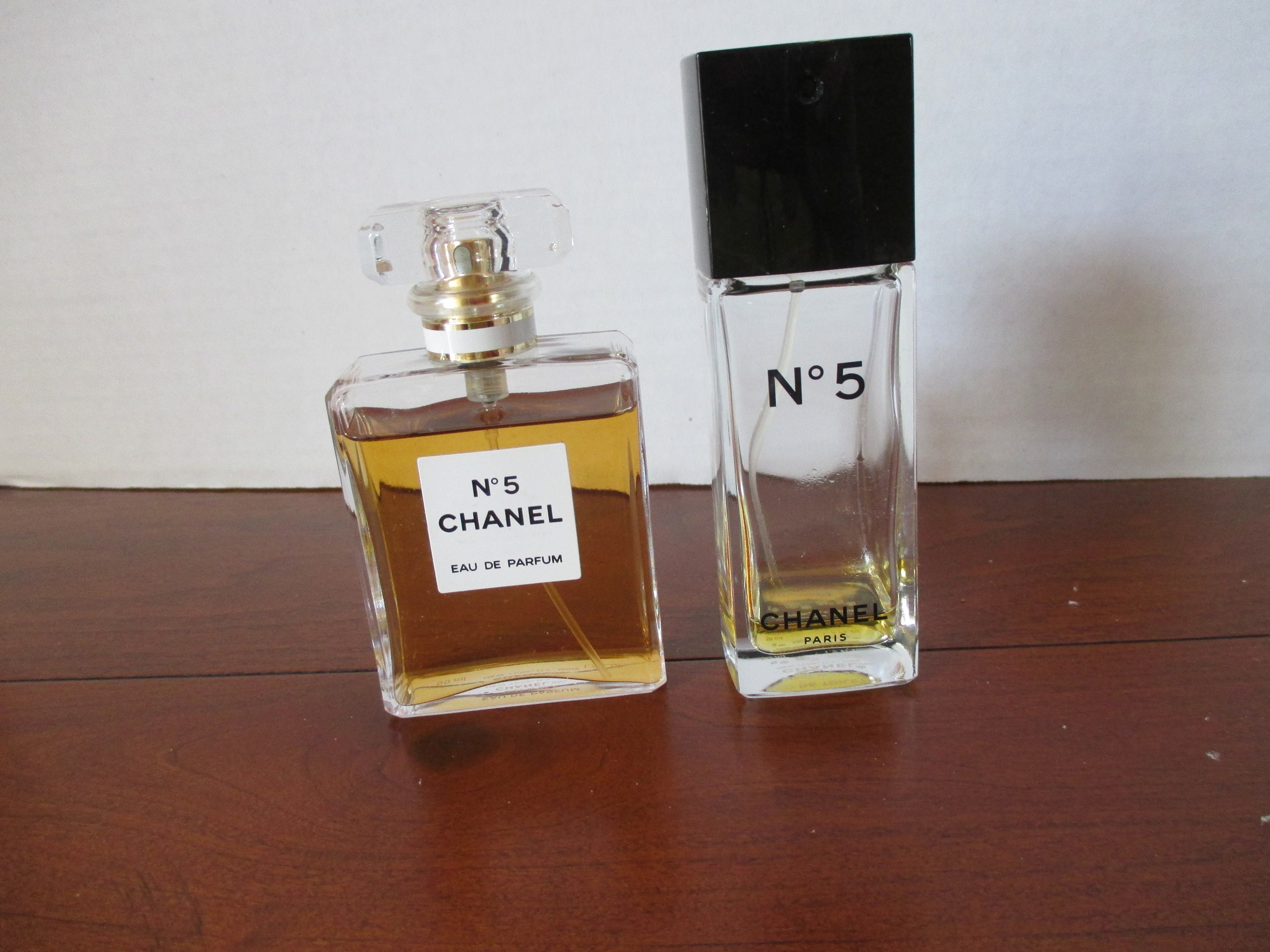 Chanel No 5 1.2 oz / 35 ml Eau de Parfum Spray