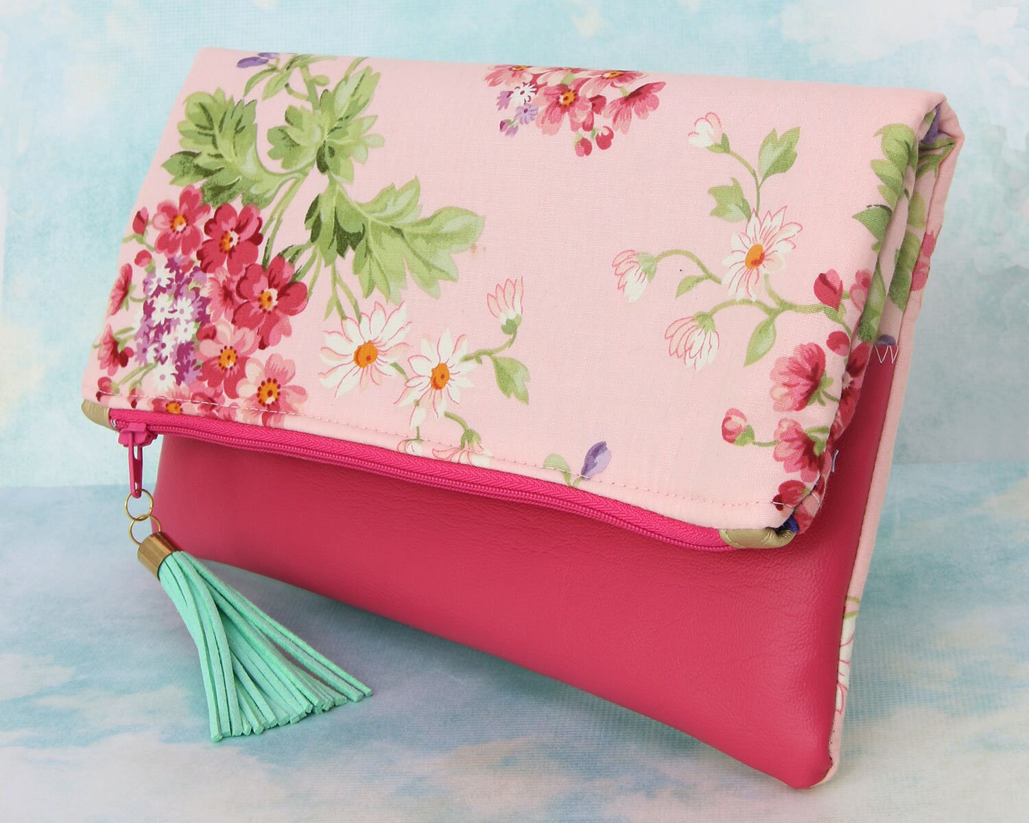 Rigid barrel shaped clutch purse with flap sewing pattern — Toriska