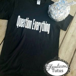 Conspiracy theorist costume | Conspiracy theory | Conspiracy | Aliens | Tin foil hat