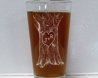 Sweetheart Tree pint glass or stemless wine glass, Engagement gift or wedding gift, Personalized