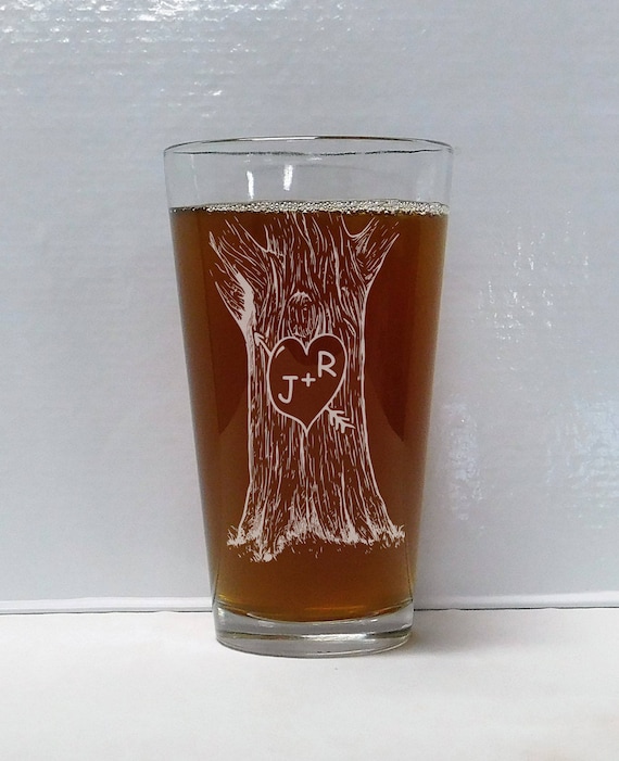 Sweetheart Tree pint glass or stemless wine glass, Engagement gift or wedding gift, Personalized