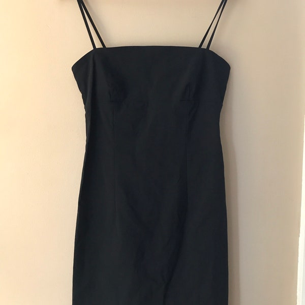 Vintage Y2K black mini dress size medium retro sleek little black dress