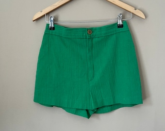 Green Vintage Retro Button Shorts Small
