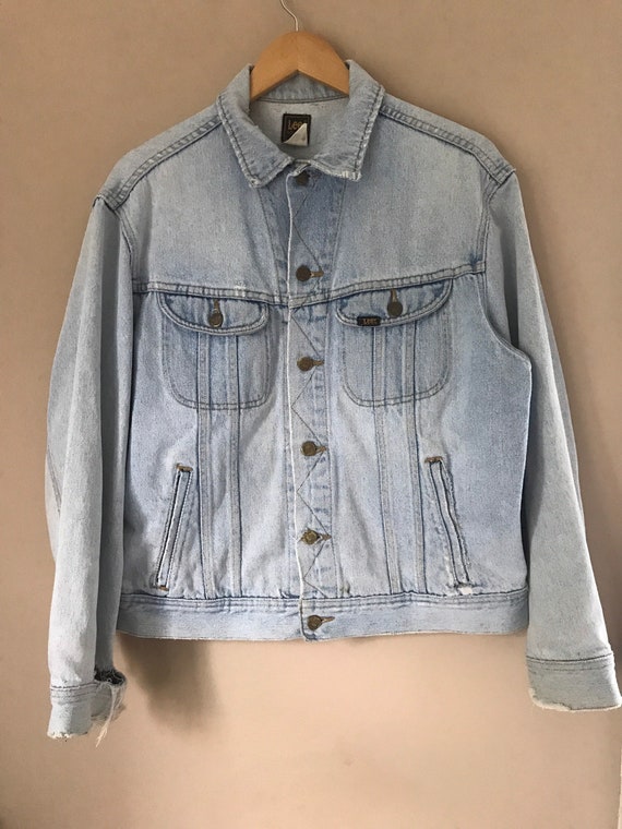 Lee Denim Jacket Large Distressed lightweight vin… - image 1