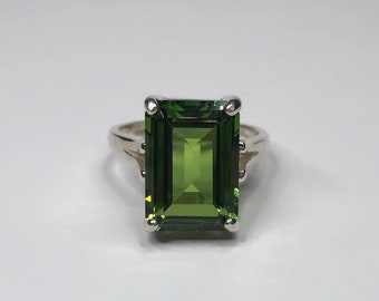 Beautiful 6ct Emerald Cut Peridot Ring Size 4 5 6 7 8 9 10 11 Trending Jewelry Gift Lab Peridot Ring August Birthstone