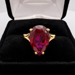7.5ct Ruby Ring, 10k Gold Solitaire, Dramatic Cocktail Style, Old Hollywood, Heirloom Quality Jewelry