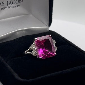 Gorgeous 6ct Emerald Cut Bright Pink Sapphire Ring with White Sapphire Accents Size 6 7 8 9 10 Jewelry Trends Mom Bride Wife Fiance Gift wi