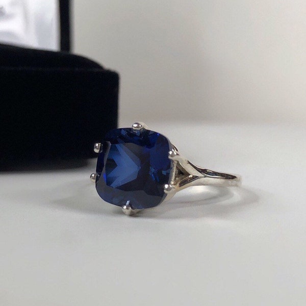 Gorgeous 5ct Cushion Cut Sapphire Ring Size 5 6 7 8 9 Jewelry Trends Holiday Gift Mom Bride September trending Jewelry & Gifts
