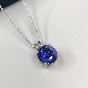 Beautiful 1.5ct Tanzanite & Sterling Silver Pendant Necklace Solitaire Fine Round Tanzanite Pendant Brilliant Trending Jewelry Gift Mom Wife