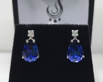 Hermosos pendientes de zafiro de corte de pera de 5 quilates azul y blanco zafiro post joyería regalo nupcial madre esposa hija lágrima pendientes de zafiro