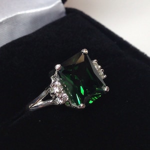 GORGEOUS 3.5ct Emerald Cut Emerald & White Sapphire Sterling Silver Ring Size 5 6 7 8 9 Lab Emerald Trending Jewelry Gifts May