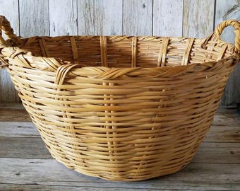 1940 LAUNDRY BASKET Large Laundry Basket Vintage Laundry Basket