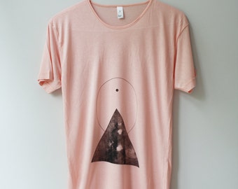 s / THE PYRAMID N.1  /  new moon triangle tee /  black . peach