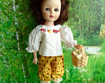 Delightful VINTAGE CASUAL OUTFIT  with embroidered blouse - fits 10-11in/22-24cm fashion dolls like Middle Blythe, Jill/Jan, Sindy and Toni