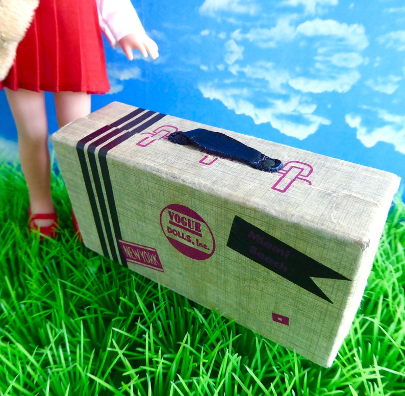 Lottie OFFICIAL 1960s GINNY LUGGAGE Licca created in cardboard and a perfect overnight size for all 7-10in17-22cm dolls like Betsy