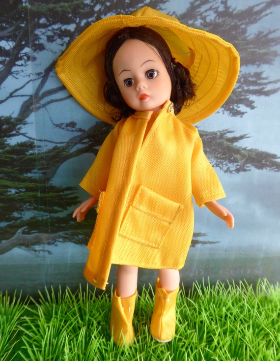 3 Piece VINTAGE RAIN OUTFIT for 9in/21cm Dolls Like Dakin