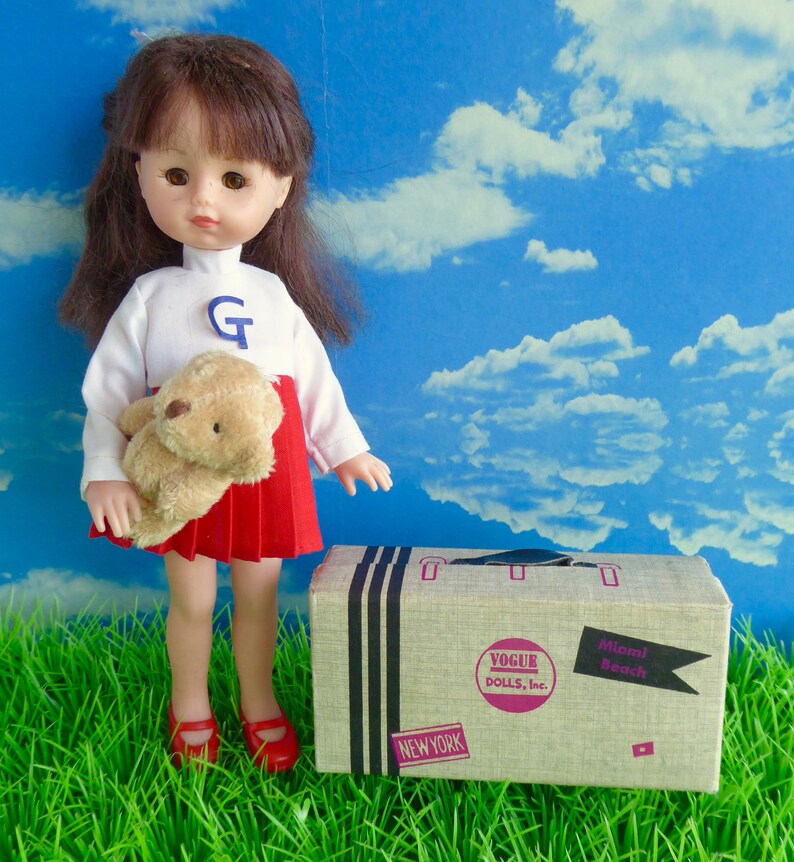 Lottie OFFICIAL 1960s GINNY LUGGAGE Licca created in cardboard and a perfect overnight size for all 7-10in17-22cm dolls like Betsy