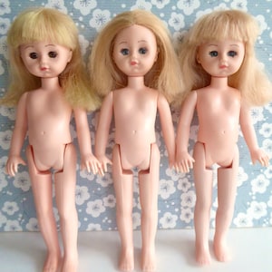 Bargain!!! Vintage VOGUE LESNEY GINNY Doll, the skinny one from 1978, still delighting us today - these three are bargains due to cut hair