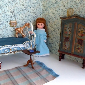 ANTIQUE DOLL BEDROOM for Amanda Jane, Betsy McCall, Ginny, Lottie, Mini American Girl, Mme Alexander, Muffie and all 6-8in/14-20cm dolls image 1