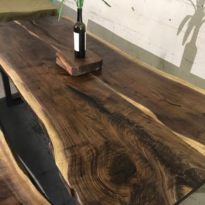 Black Walnut Live Edge Table The Stunner afbeelding 9