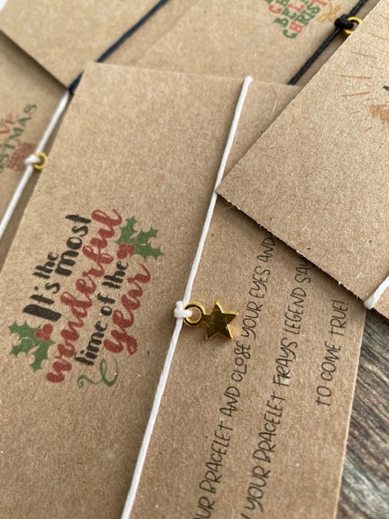 8 X Christmas Cards With Wish Bracelets Bulk Festive Christmas Greeting