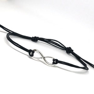 Braccialetto con cordino dei desideri in argento con ciondolo regolabile Infinity, amicizia, scelta tra 10 colori