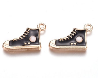 2 Converse Shoe Charms -  Black High Tops Sneakers Charm - 19 x 12mm Enamel Gold Pumps Shoes Pendants Charm Jewellery
