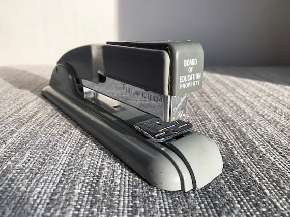 Retro on sale swingline stapler
