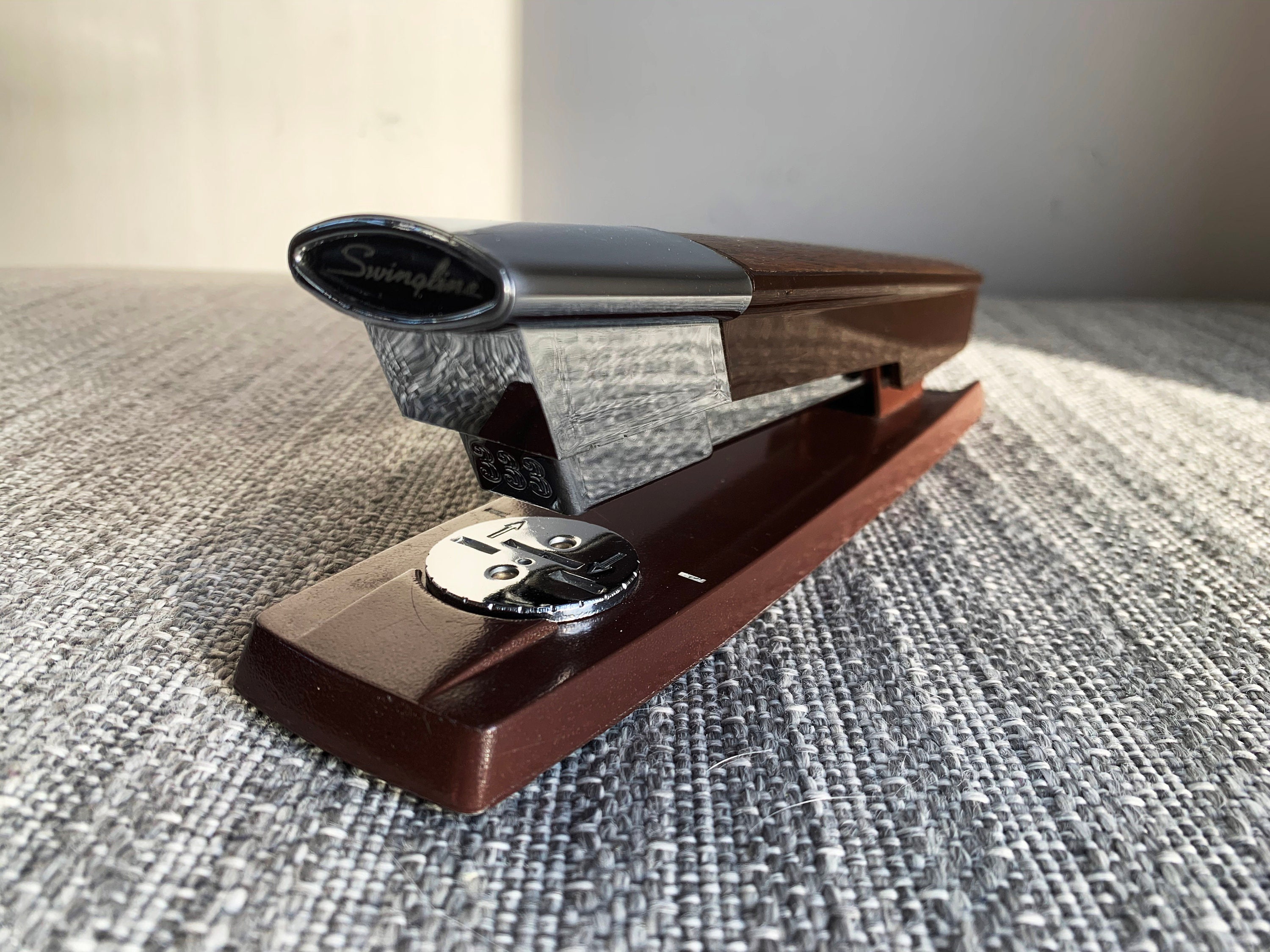 Cool Vintage Heavy Duty Metal Retro Desk Stapler 