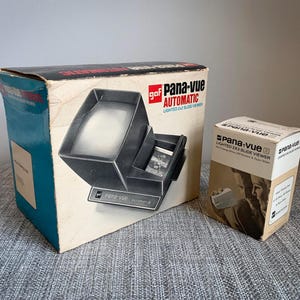 Vintage GAF Pana-Vue Automatic Electric Lighted 2 x 2 Slide Viewer Battery ad Power Cord 35mm Tested and Working