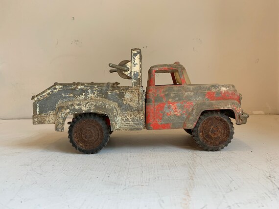 hubley tow truck