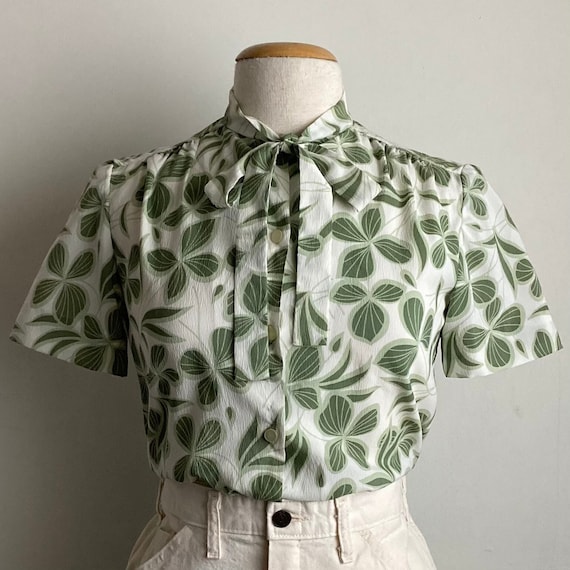 novelty 70s blouse pussy bow blouse with tie leaf… - image 2