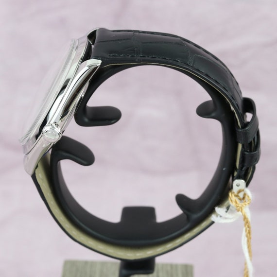 Omega De Ville Trésor 40mm View 5