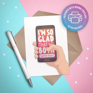Estou tão feliz que nós dois deslizamos para a direita Cartão de felicitações - Engraçado - Casal Tinder Match - Dia dos Namorados - Aniversário - Amor