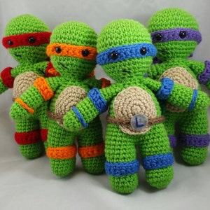 Small Crochet turtles that are ninjas