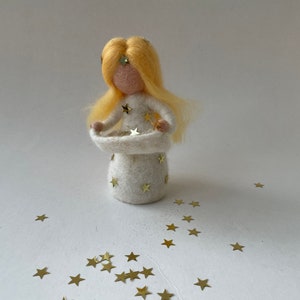 The star money,Fairy tale ,Grimm,The star talers,Doll,Story,Felted. Waldorf-art,Seasontable,Puppetry,Filzart