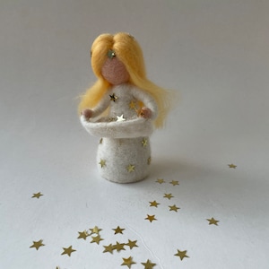 The star money,Fairy tale ,Grimm,The star talers,Doll,Story,Felted. Waldorf-art,Seasontable,Puppetry,Filzart