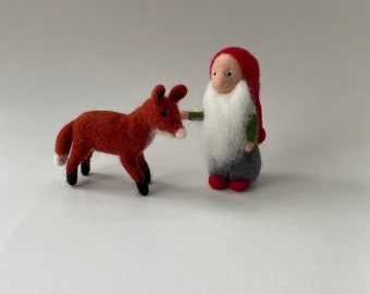 Tomte und der Fuchs gefilzt.Filz,Waldorf-art.Märchen.Jahreszeitentisch.Puppenspiel.filzart.Waldorf-spiel