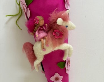 Schultüte mit Einhorn und fee,Elfe,Schulelfe,Schulanfang,Einschulung,Filzart,Waldorf-art,Märchen schultüte,Zuckertüte