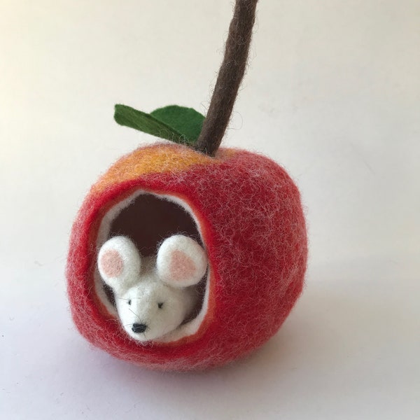 Apple-house,Apple-mouse, Nature table,Mouse Felted,Waldorfart,Filzart ,Wet Felted.