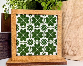 4x4 Frame + Stand, fits 4" Square photos