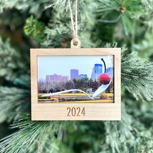 Engraved Wide Frame Ornament