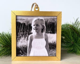 4x4 Frame Ornament